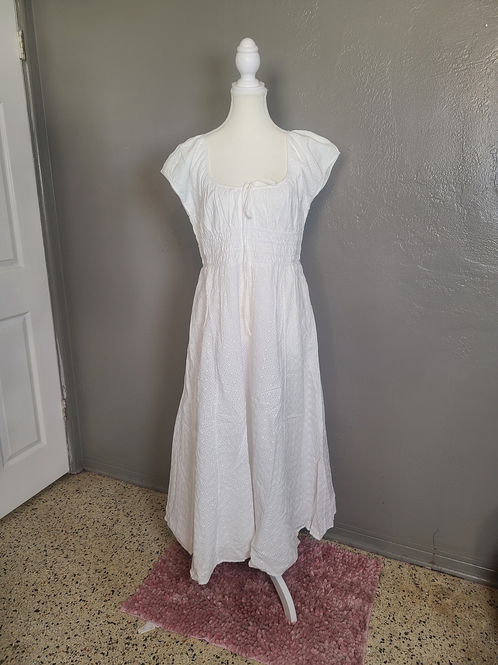 The Drop Melody Cap Sleeve Womens White Eyelet Midi Tie Front Dress  NWT Medium - Picture 2 of 11